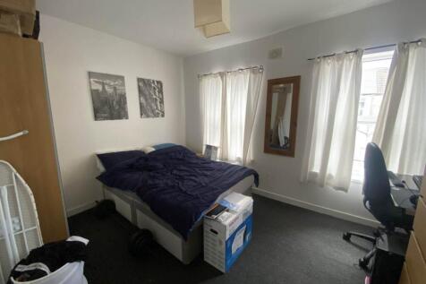 First Floor Front Be