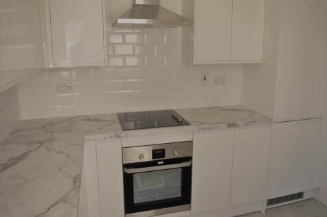 Kitchen Reverse Angl