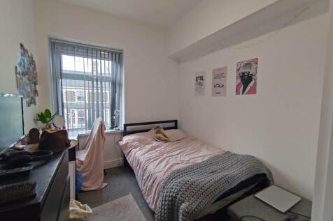 First floor front ri