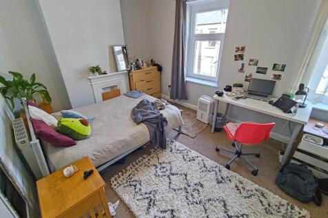 First floor front be