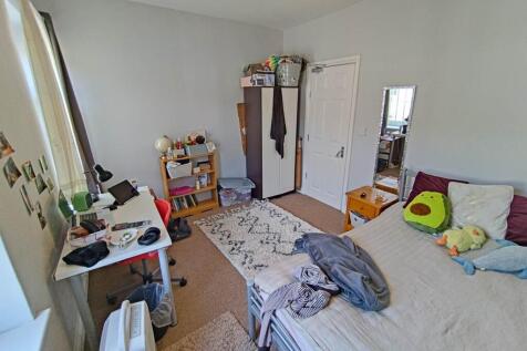 First floor front be