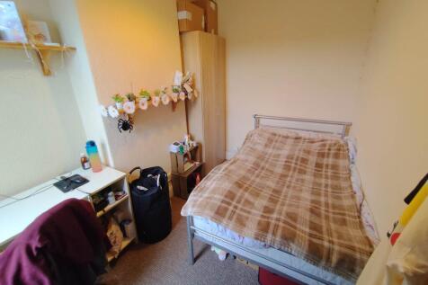 First floor middle b