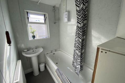First Floor Bathroom