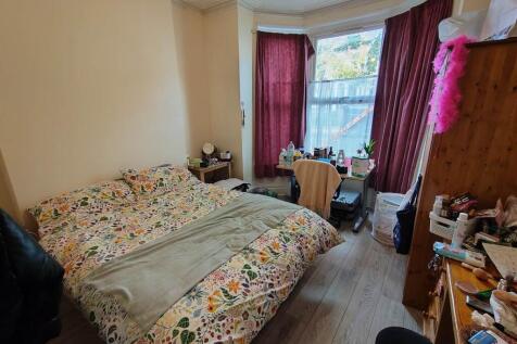 Ground floor front b