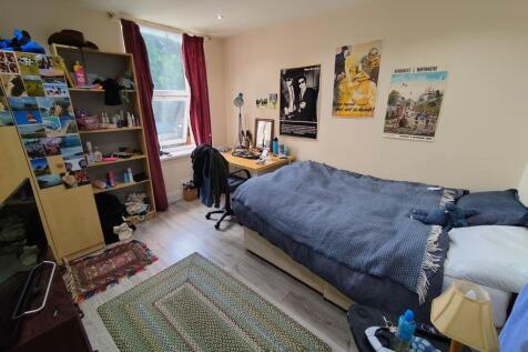 First floor middle b