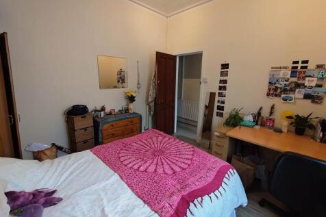 Ground floor front b