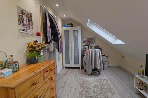 Second floor front b