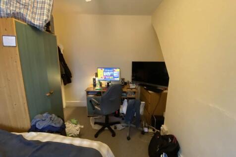 Bedroom 6 Reverse