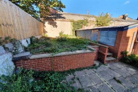 Rear garden (2)