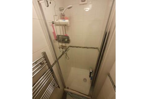 First Floor Bathroom