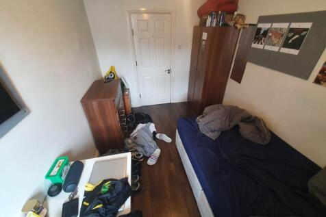 Room 6 - First Floor