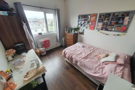 Room 9 - Second Floo