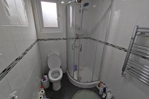Second floor shower 