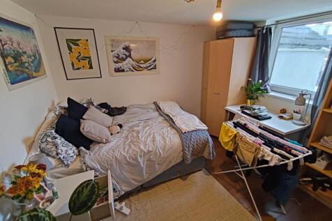 First floor middle b