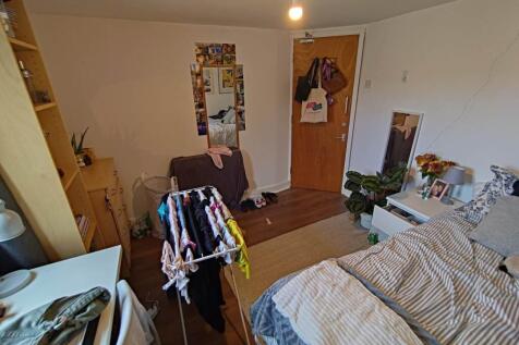 First floor middle b