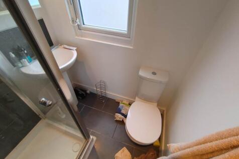 Ensuite (3)