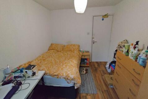 Bedroom 2 (2)