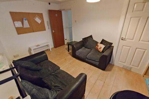 Living area (2)