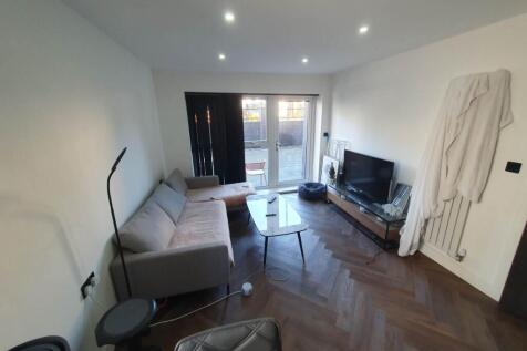 Living room (1)
