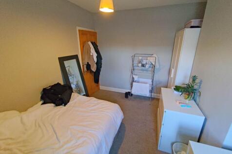 First floor middle b