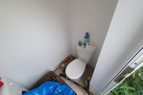Ground floor toilet 
