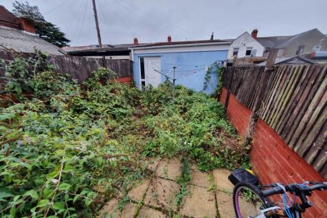 Rear garden (1)