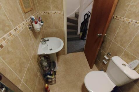 First floor shower r