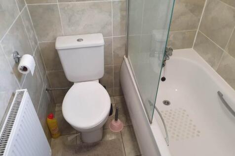 Ground floor bathroo
