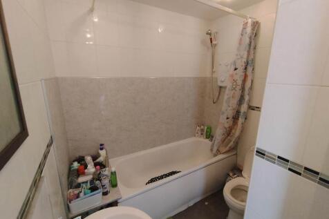 Ground Floor Bathroo
