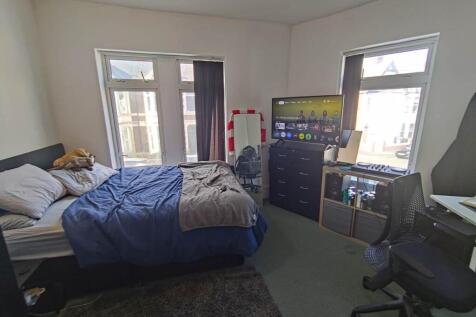 First floor right be