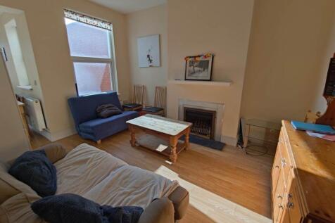 Living room (1)