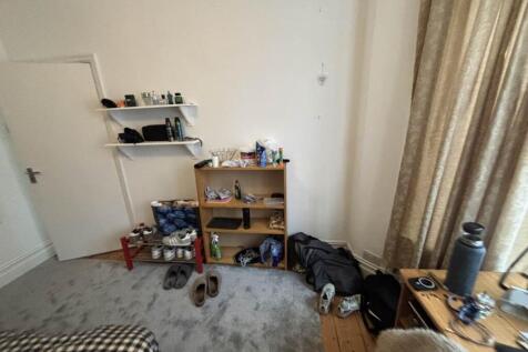 Ground Floor Front R