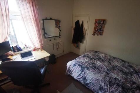 First Middle Bedroom