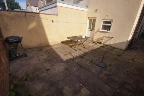 Garden (2)