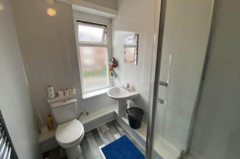 First Floor Shower R