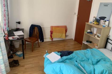 Frist Floor Front Le