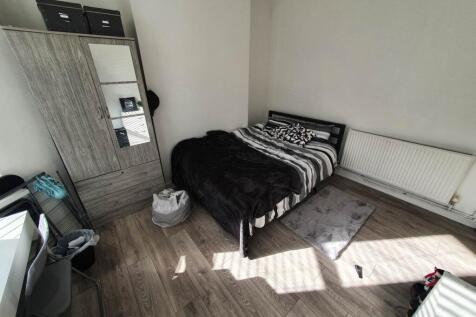 Ground floor front b