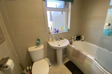 First Floor Bathroom