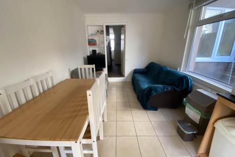 Dining &amp; Living Room