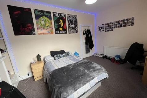 First Floor Front Be