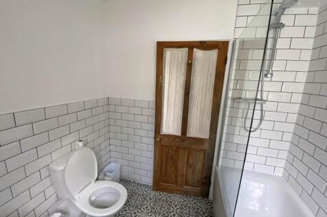 Ground Floor Bathroo