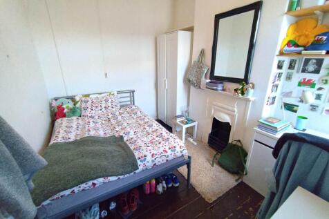 First floor middle b