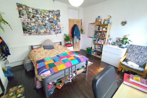 First floor front be