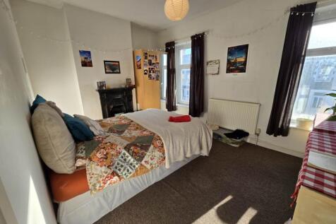 First floor front be