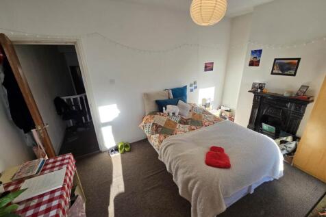 First floor front be