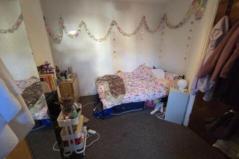 First floor middle b