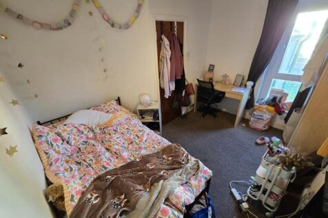 First floor middle b