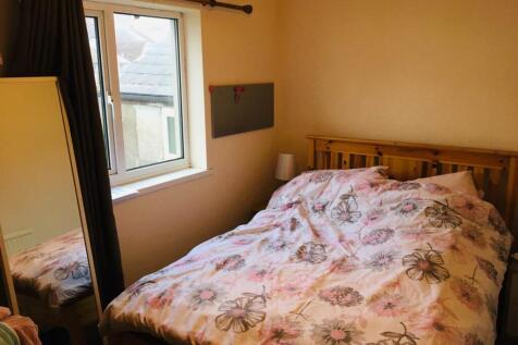 First Floor Rear Bed