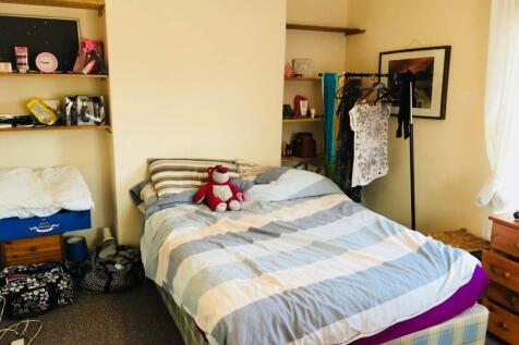 First Floor Front Be