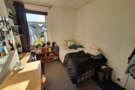 First floor middle b